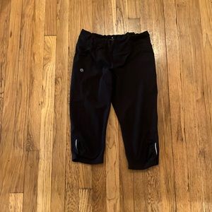 Athletes Black Capris Size Medium